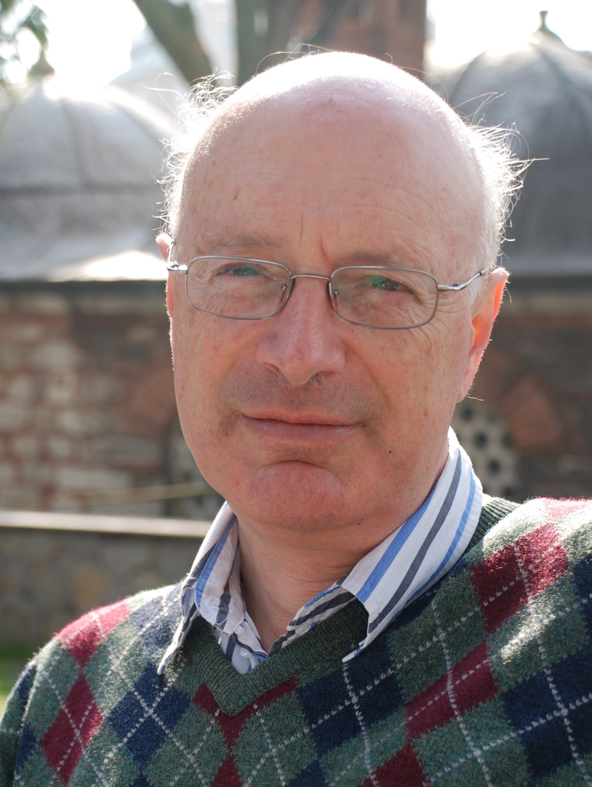 noel-frederick-smyth Noel Frederick Smyth PhD '84